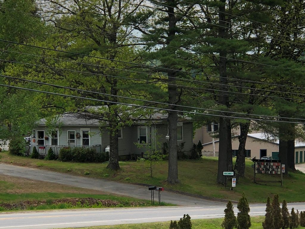 395 Canaan Rd, Skowhegan, ME 04976